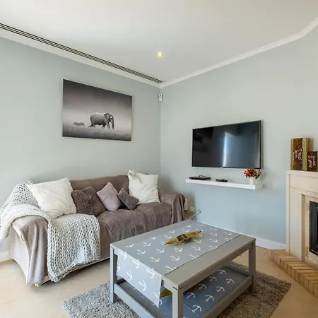 Vila Praia Da Luz 25 By Destination Algarve *