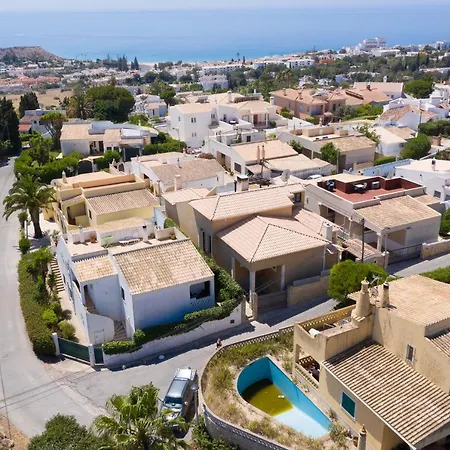 Praia Da Luz 25 By Destination Algarve Βίλα